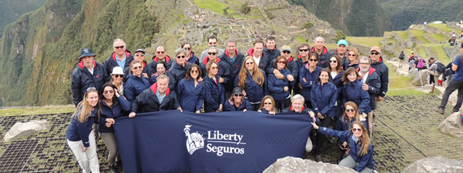Liberty Seguros invitó a sus principales socios comerciales al Valle Sagrado...