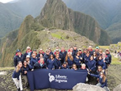 Liberty Seguros invitó a sus principales socios comerciales al Valle Sagrado...